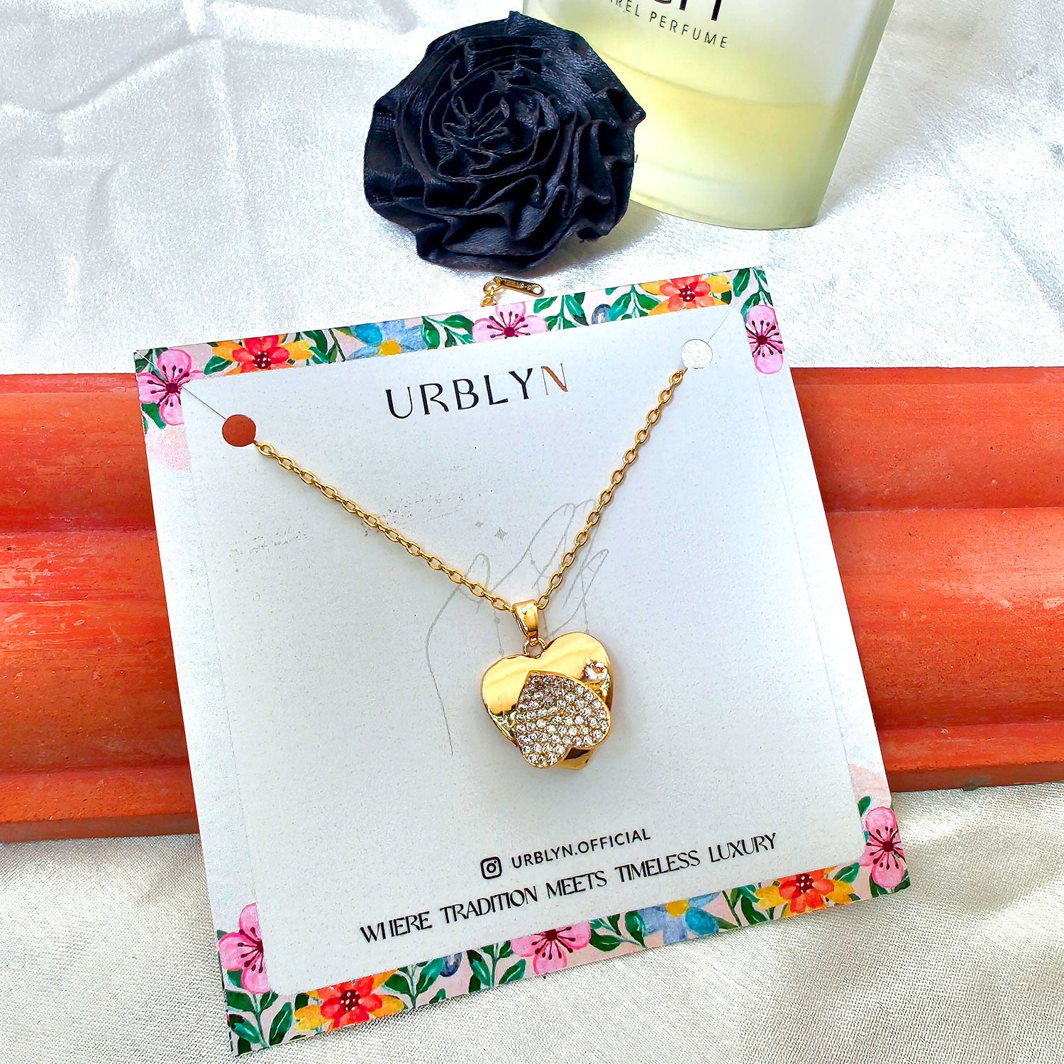 Rotating Double Heart Pendant Necklace