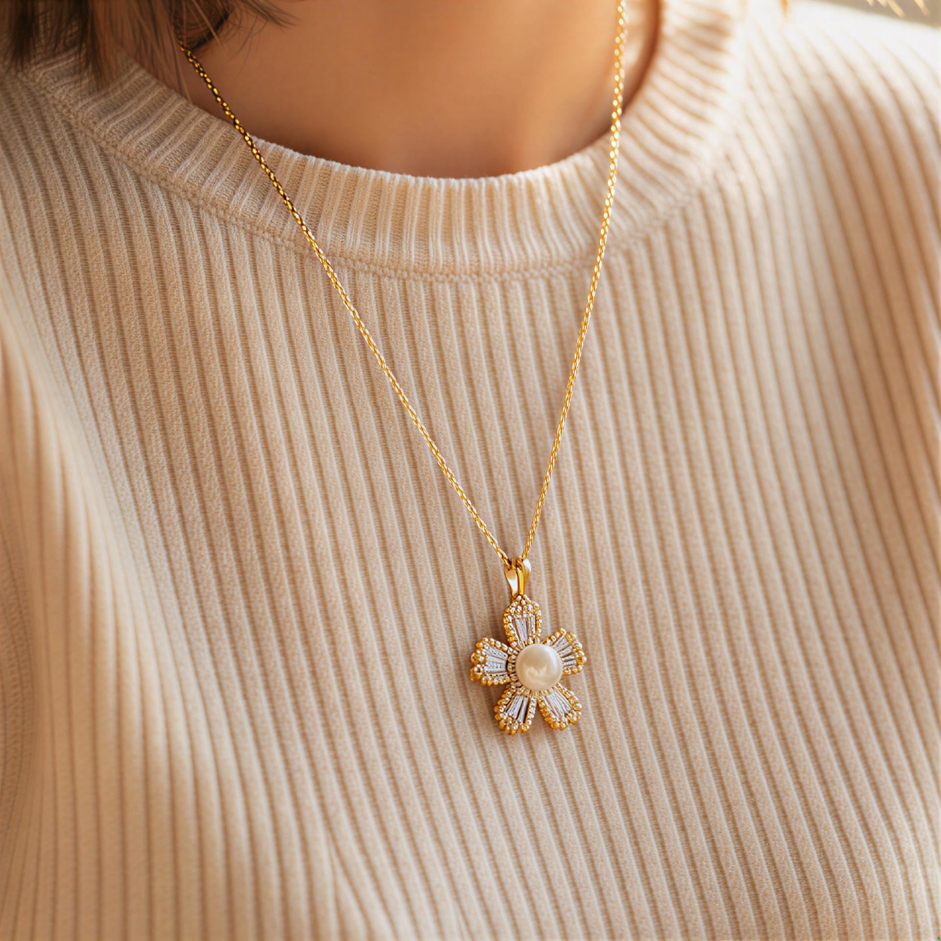 Rotating Flower Pearl Pendant Necklace